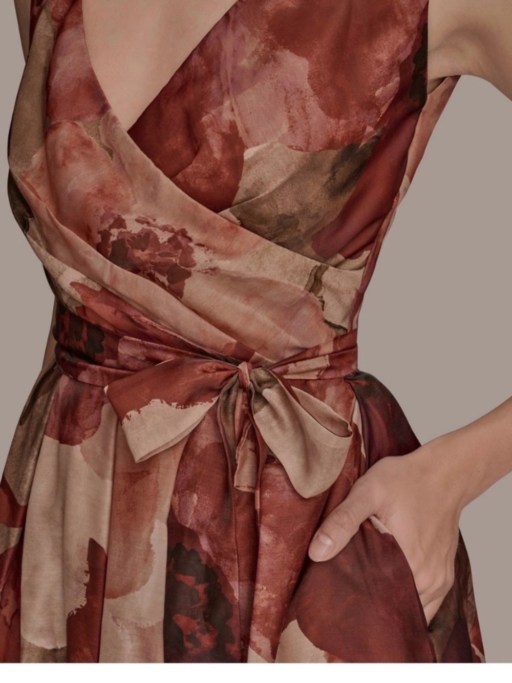 BEAUTIFUL Donna Karan Floral Rhododendron Ball Gown. NWT